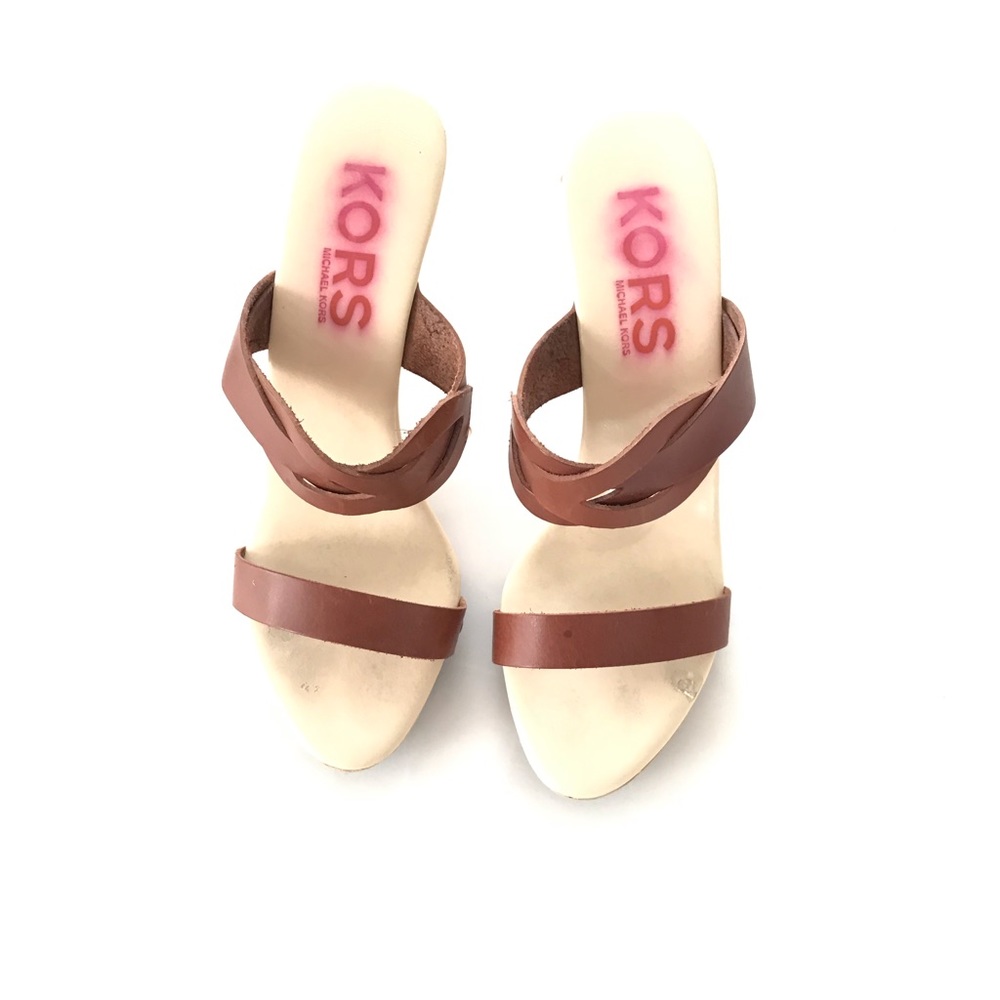 Shoes - Picture 2 of 7